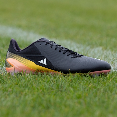 adidas-adizero-rs15-pro-sg-boots-black-outside1.jpg