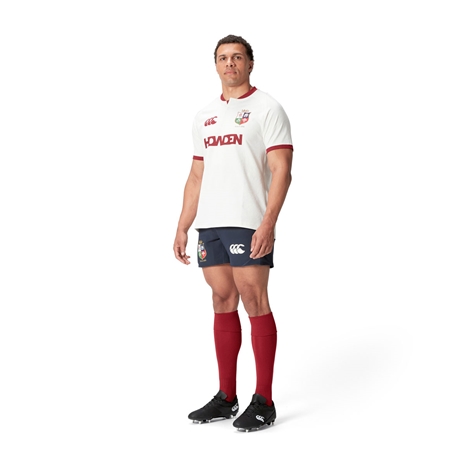 British and Irish Lions Training Jersey Cream - Model